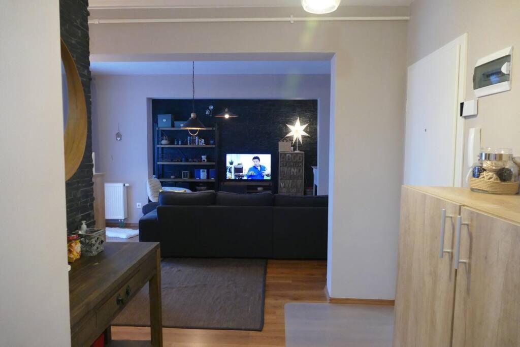 Apartament In Cartier Avantgarden Cu Semineu! Braşov Esterno foto